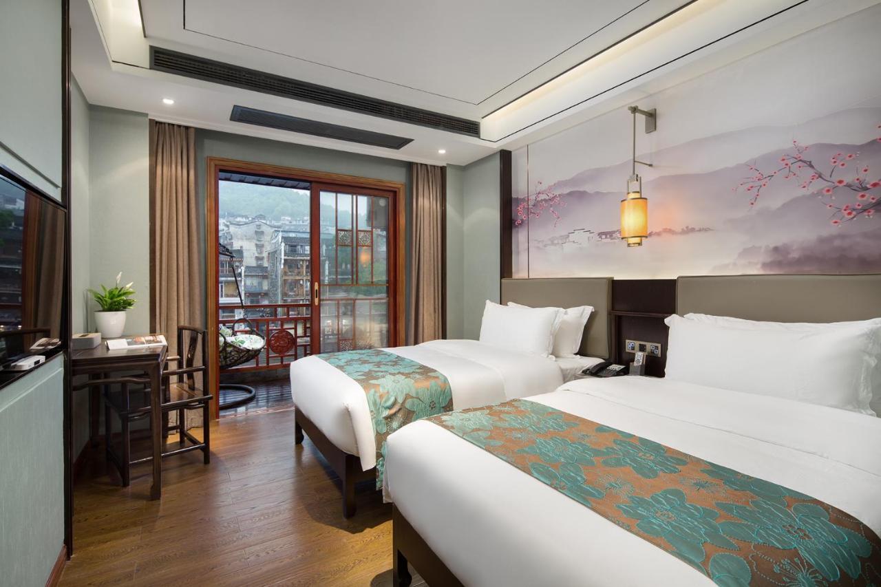 Morninginn, Phoenix Ancient City Tuojiang Fenghuang Exterior photo